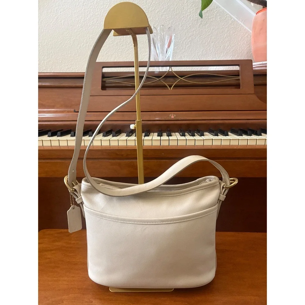 Vintage Coach Fletcher Style Ivory Leather Bucket Crossbody USA Made - Picture 2 of 9